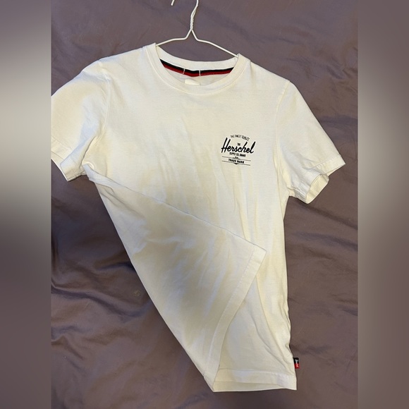Herschel t-shirt - Picture 2 of 4